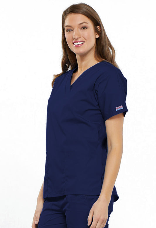 Women's 3-Pocket Traditional Fit V-Neck (4700)