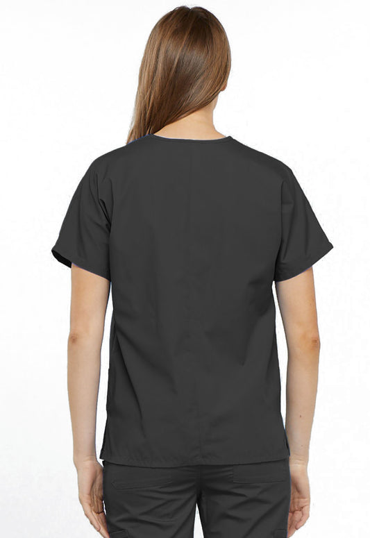 Women's 3-Pocket Traditional Fit V-Neck (4700)