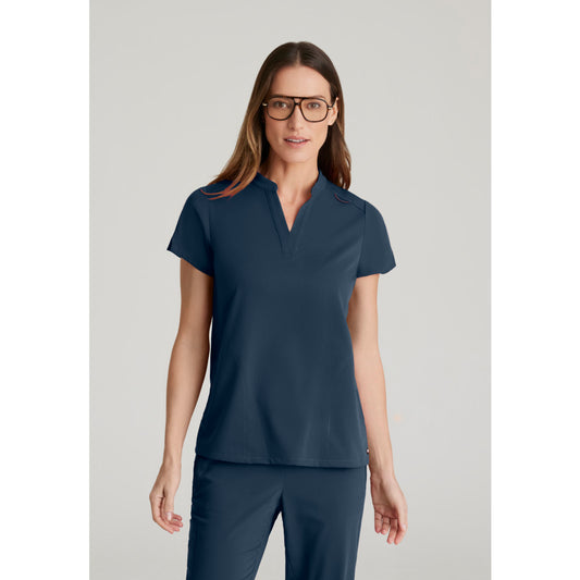 GRST230 Women's Avery 2-Pocket Banded Collar Top