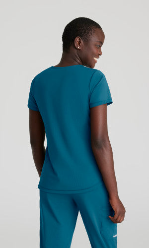 Women's Serene 3-Pocket Top SKT220