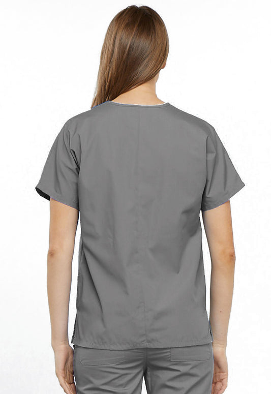 Women's 3-Pocket Traditional Fit V-Neck (4700)