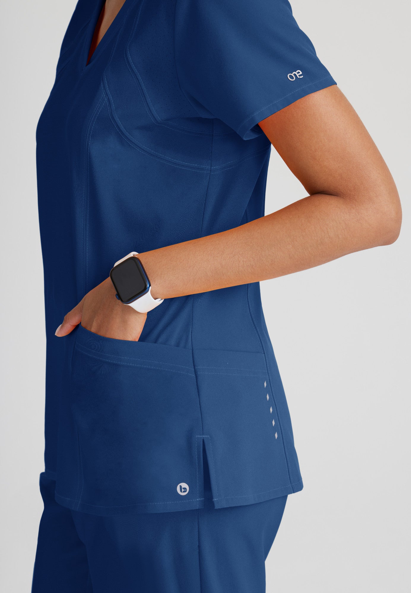 Women's Racer 4-Pocket Scrub Top 5105