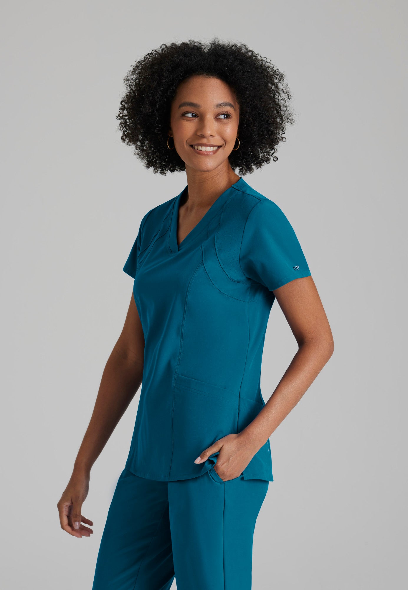 Women's Racer 4-Pocket V-Neck Top (5105)