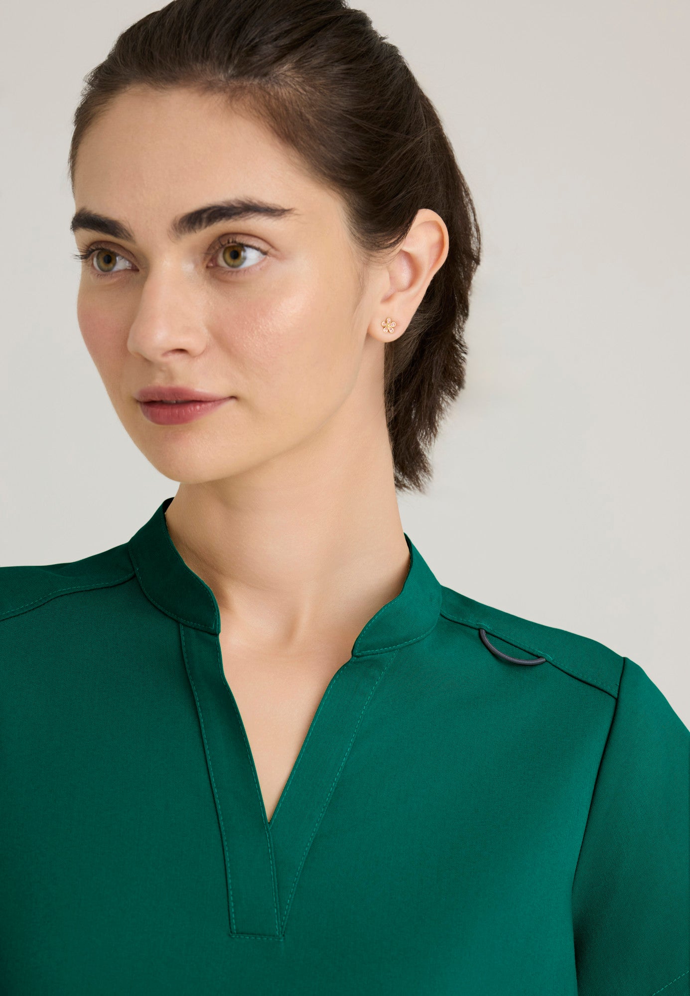 Women's 2 Pocket Banded Collar Top (GRST230)